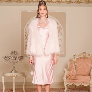 Nana Jacqueline pink fur coat